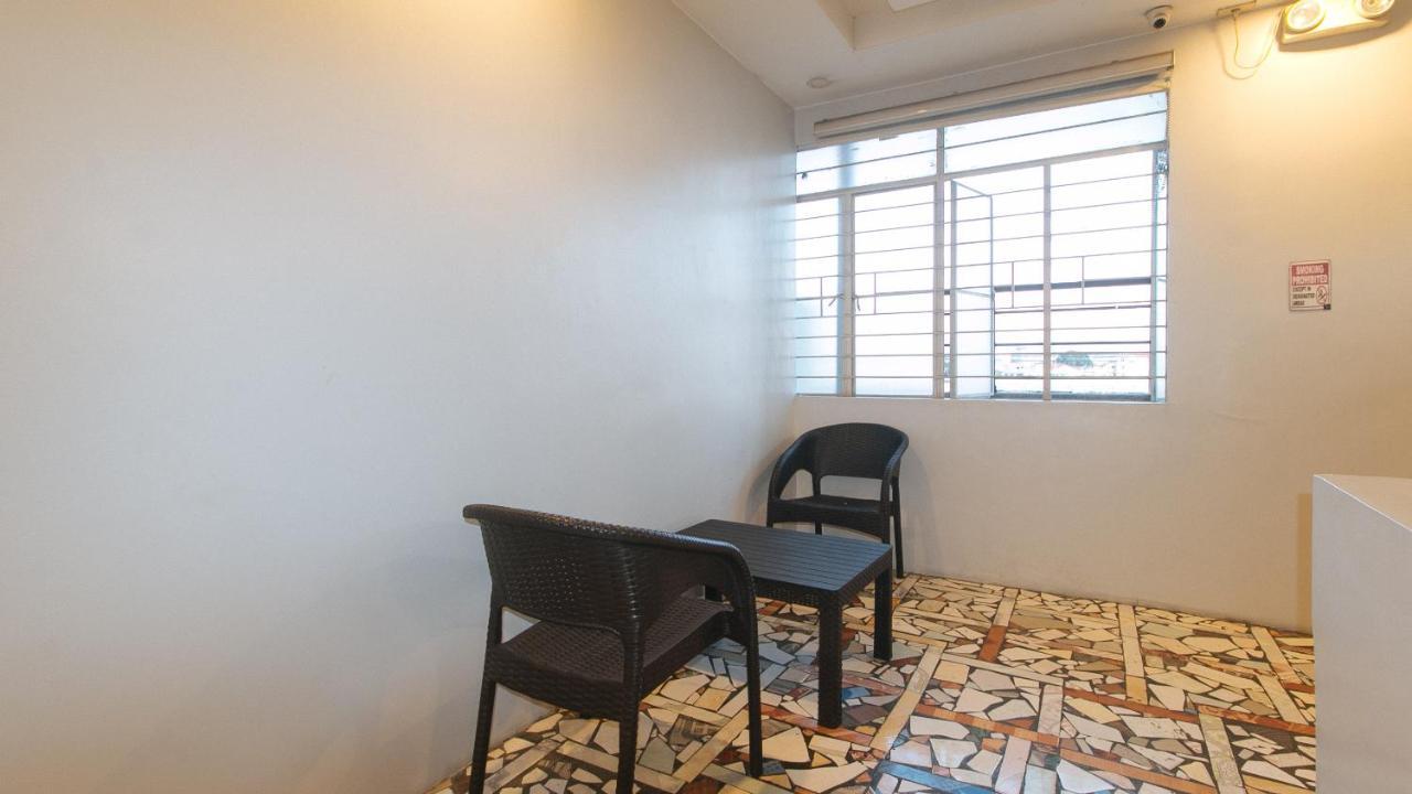 Reddoorz At V Plaza Hotel Manila Ngoại thất bức ảnh