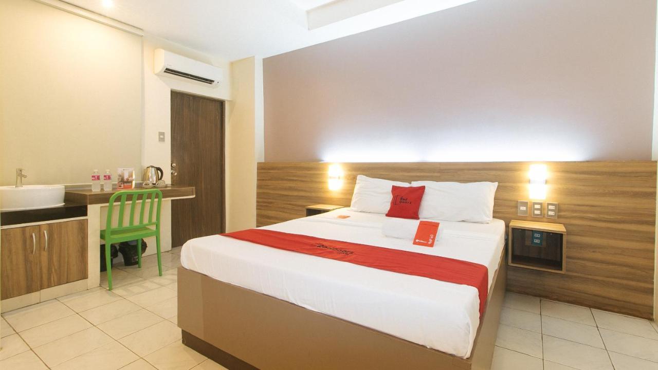 Reddoorz At V Plaza Hotel Manila Ngoại thất bức ảnh